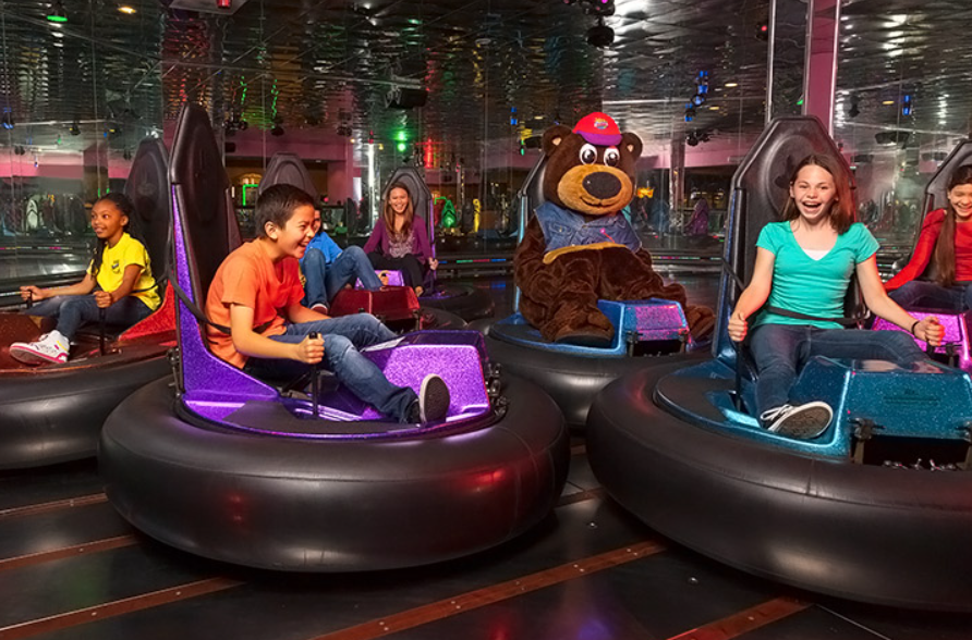 John's Incredible Pizza, United States